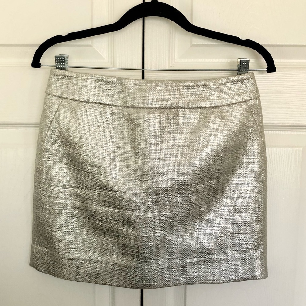 Silver White House Black Market Metallic Mini Skirt Size 00
